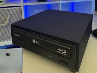 5.25 Internal Drive Bay External Enclosure V2