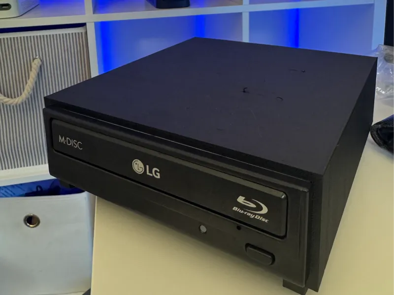 5.25 Internal Drive Bay External Enclosure V2