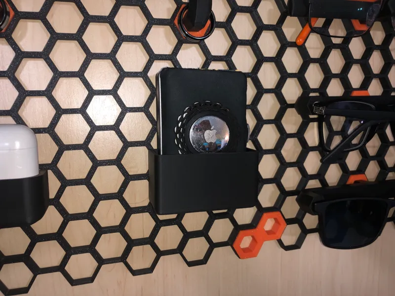 smart wallet / iclip holder honeycomb storage wall