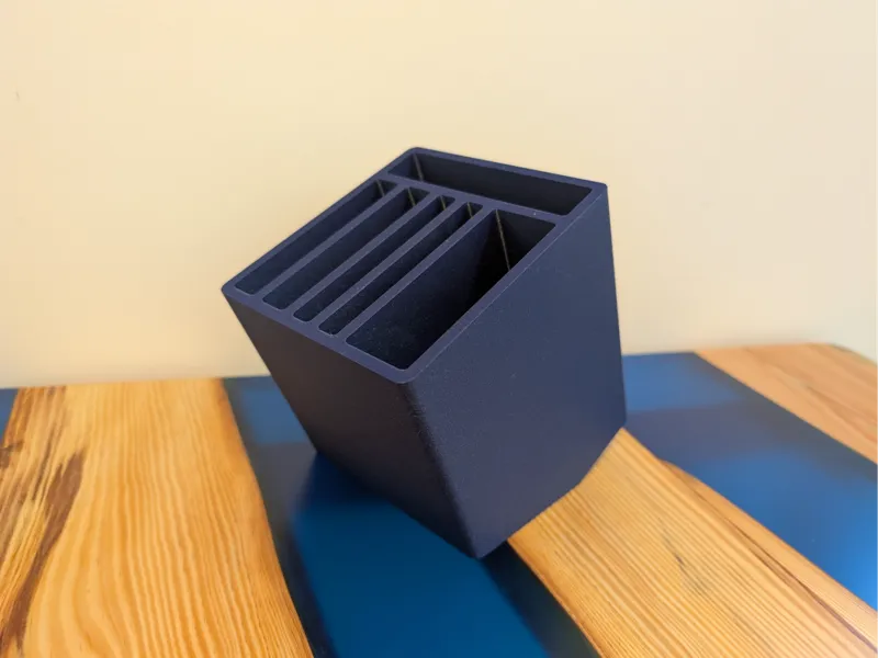 Minimalist Desk Organizer – 6 Compartments