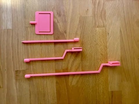 Soporte: Sticky trap holder — referencia de MakerWorld