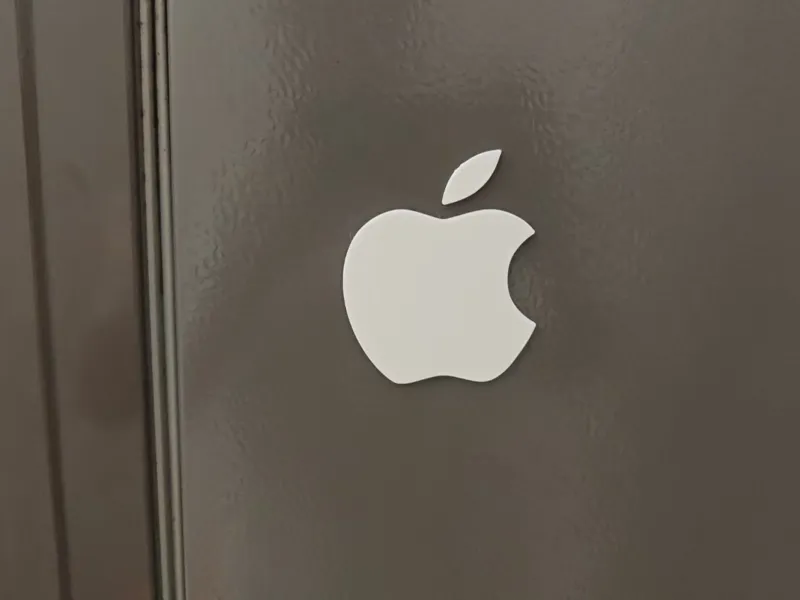 Apple Logo-shaped Magnetic Fridge Magnet
