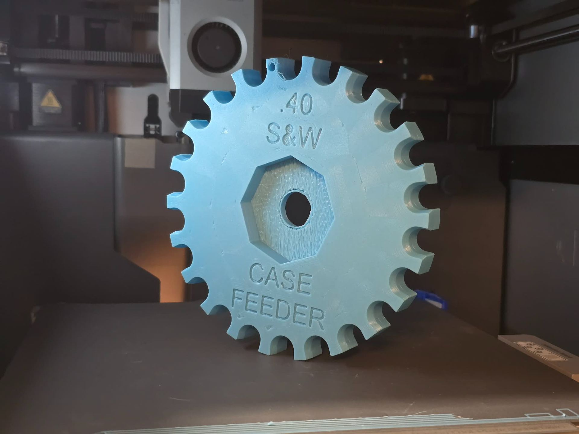 Case feeder plate for .40 S&W by Whistler