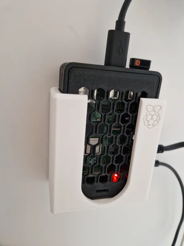 raspberry PI 4 holder for wall mounting