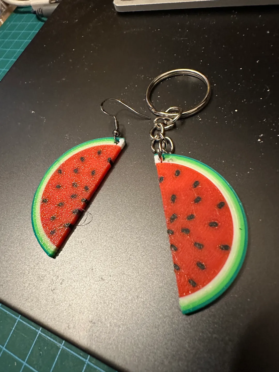Watermelon slice earrings ..... cocomero orecchini view 2