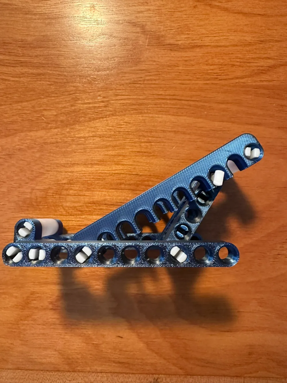 Built Phone Stand Buildable and Adjustable Phone Stand by WillCAD - MakerWorld