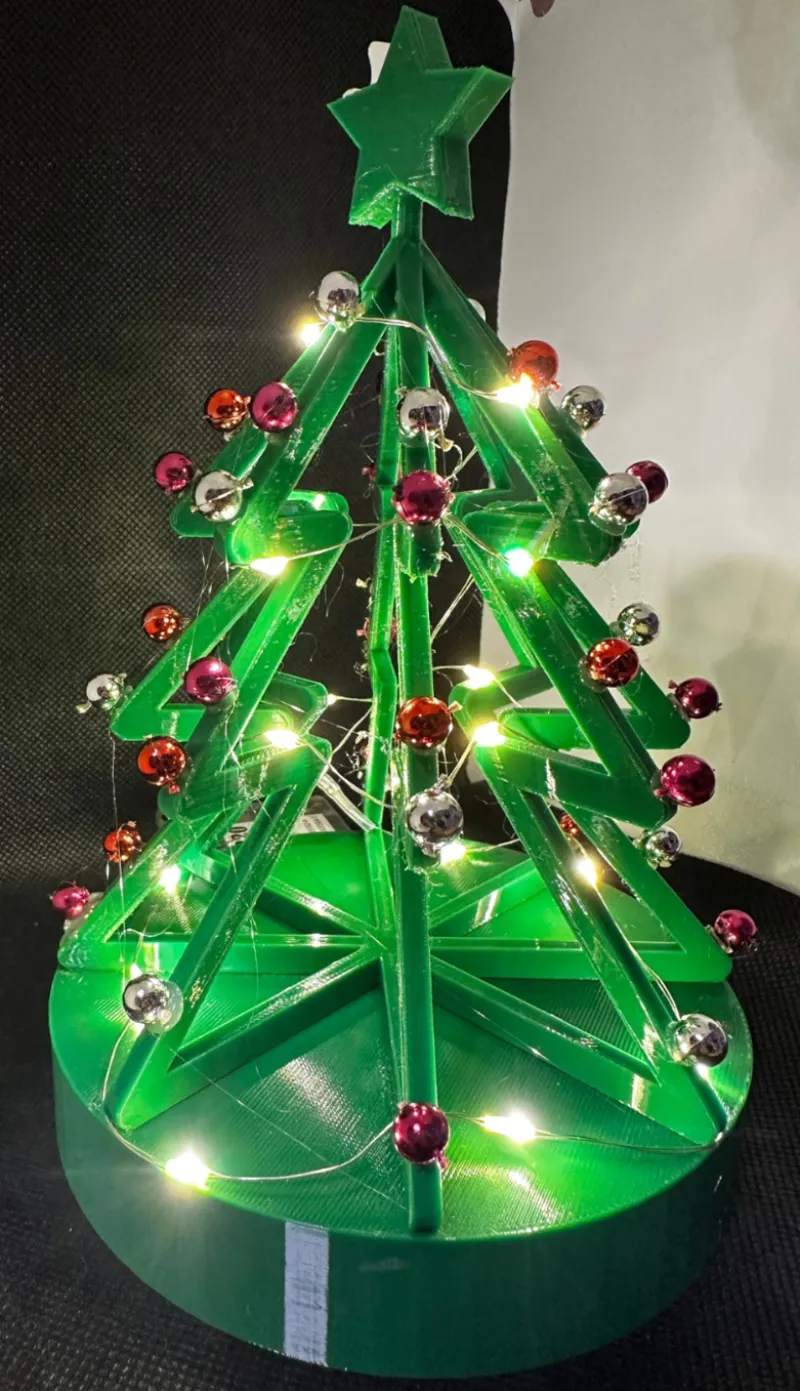 DIY Christmas Tree Decoration