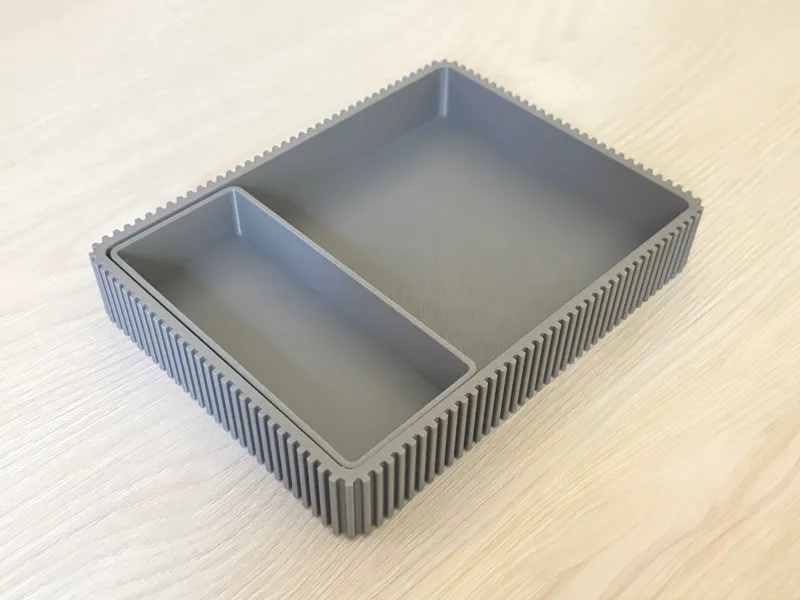 Pocket emptier - Catchall - Sliding tray