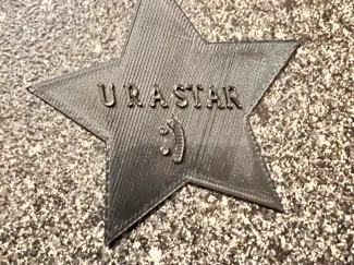 u r a star!