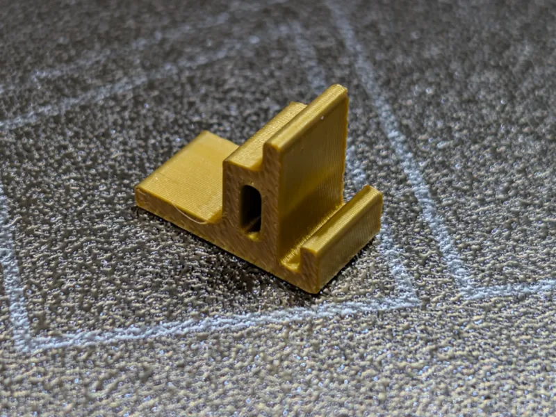 Mini lightweight stand for 2mm thick models