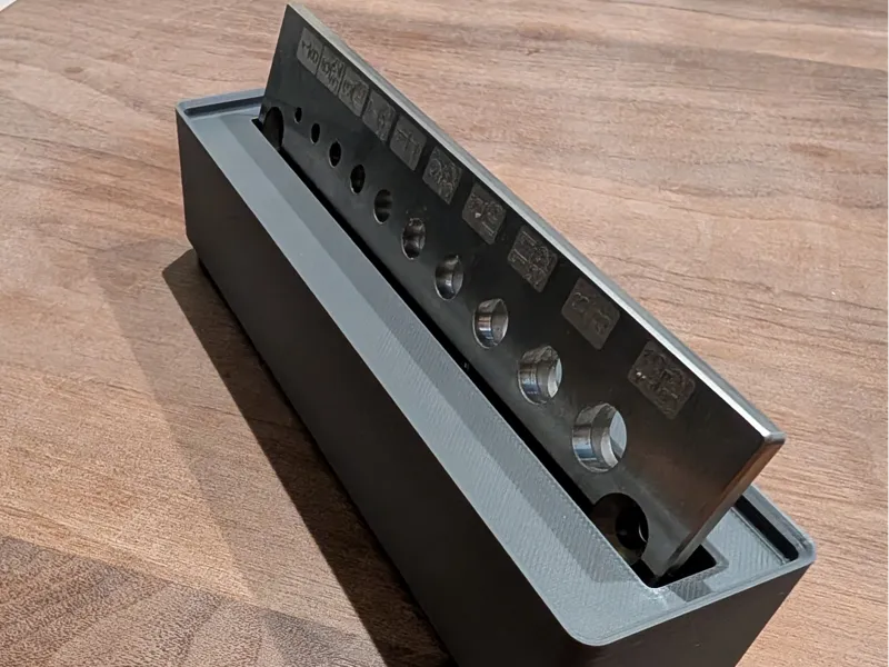 Dowel Plate - Gridfinity bin