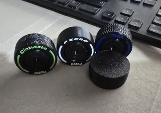 F1 tyre and Modern wheel 