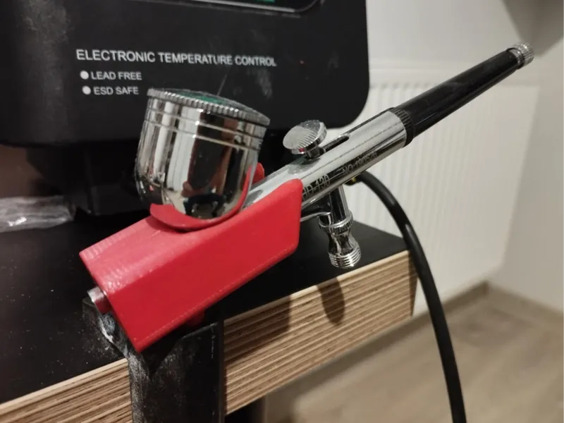 Airbrush stand for a 9-10mm hole
