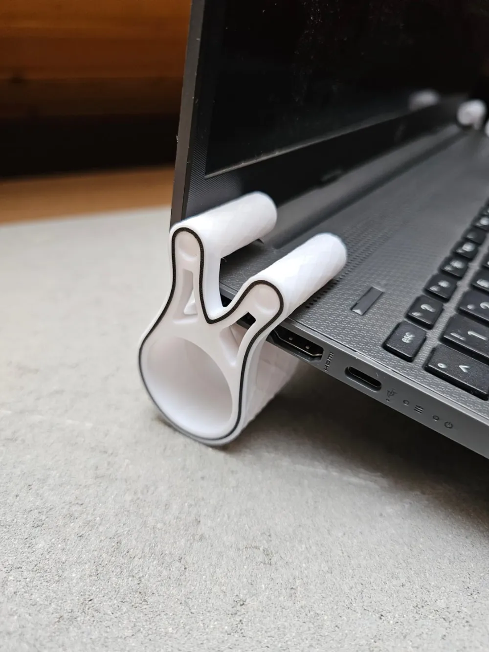 Laptop Riser with Design Inlays by Oxaspa MakerWorld: Download Free 3D ...