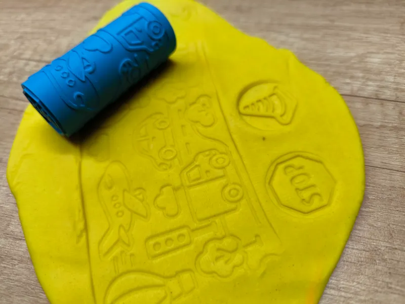 Traffic - cars,planes etc. playdoh roller