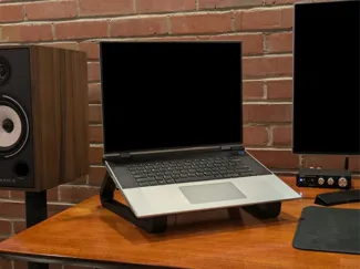 Framework Laptop 16 stand