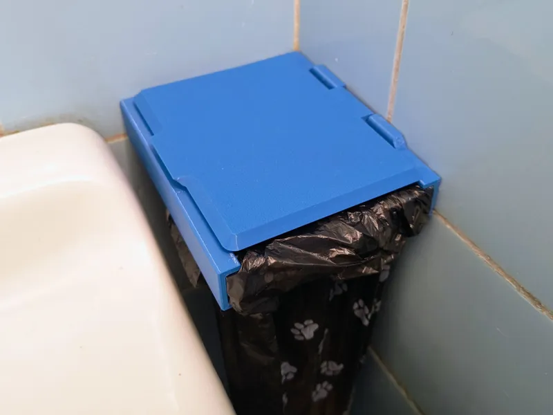 Mini Garbage Box with Lid (120x100 mm)