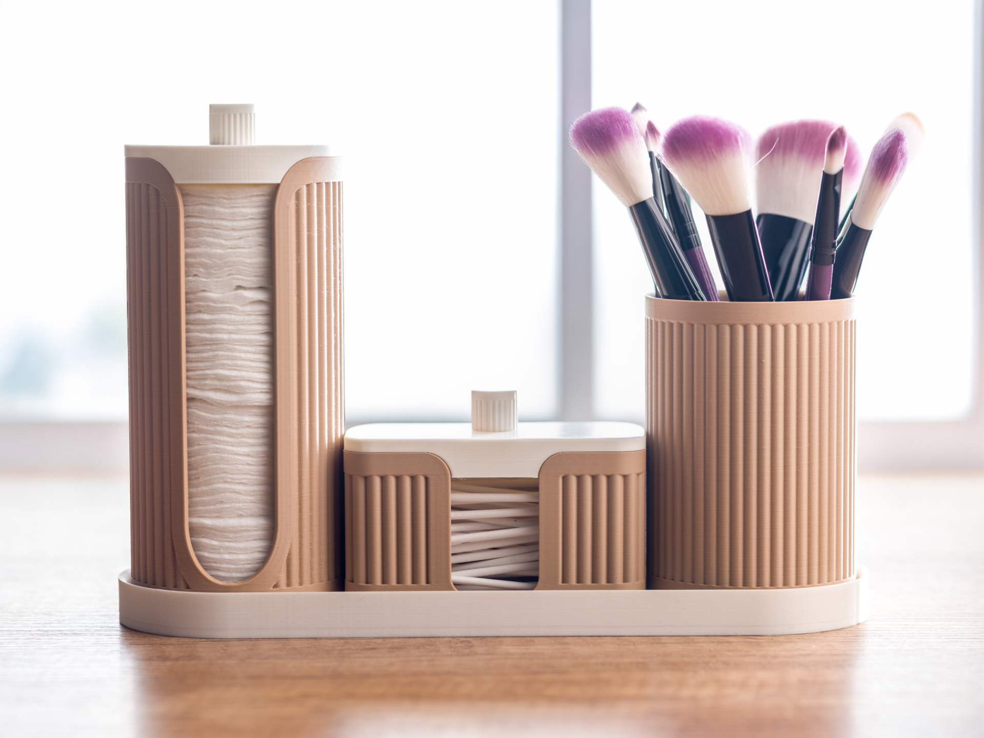 Set of cosmetics organizer