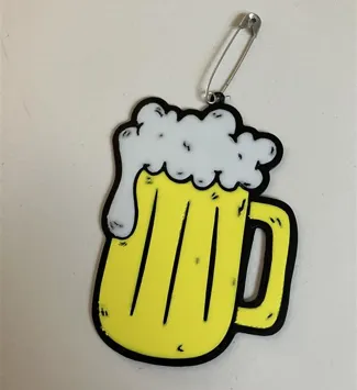 Beer keychain / pin