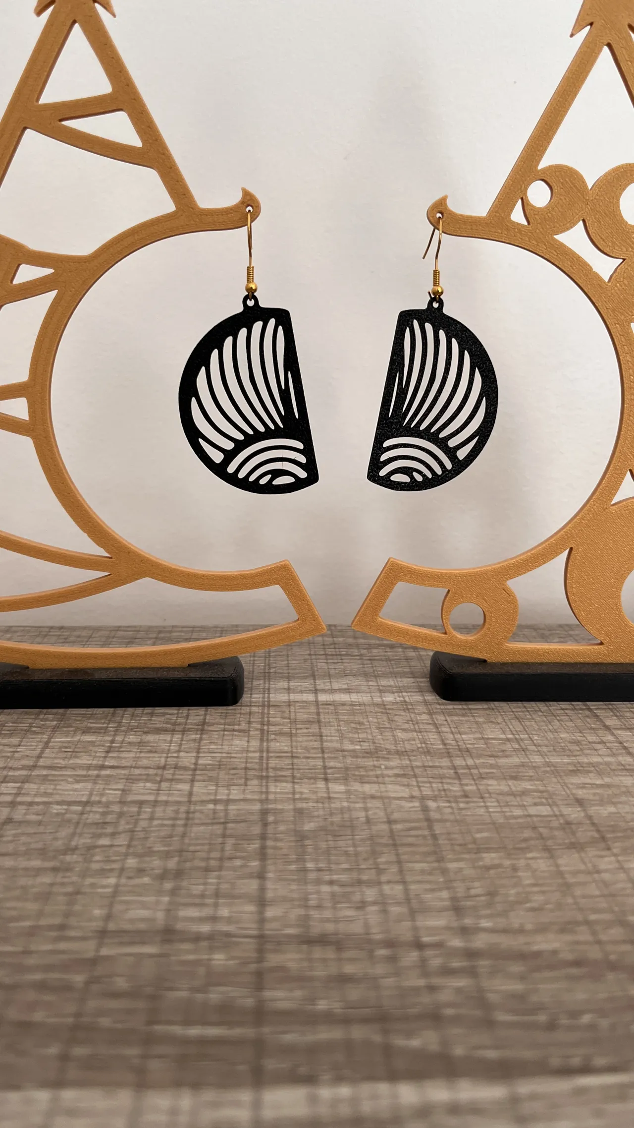 Earrings - Fashion 02 view 3