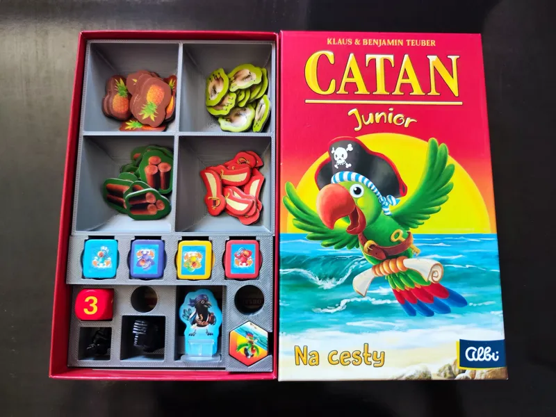 Insert: Catan juniot travel