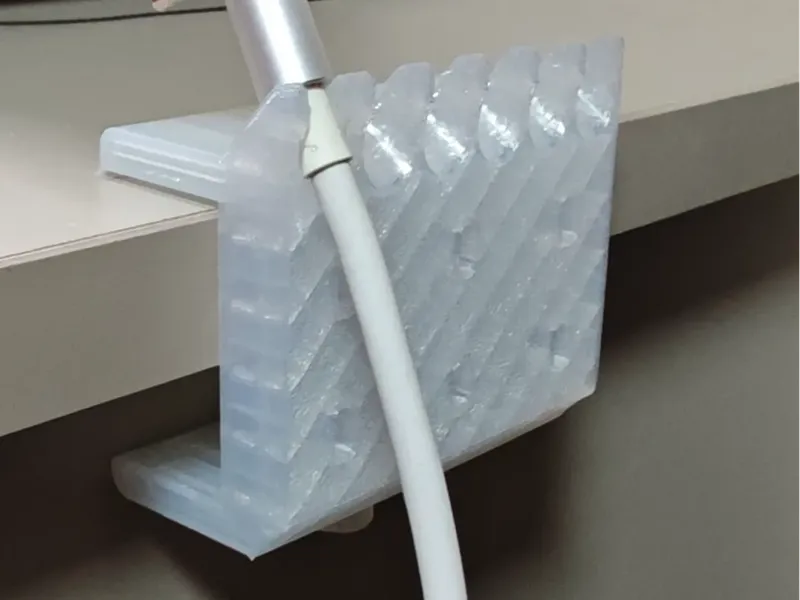桌边多孔挂线器桌面数据线夹
