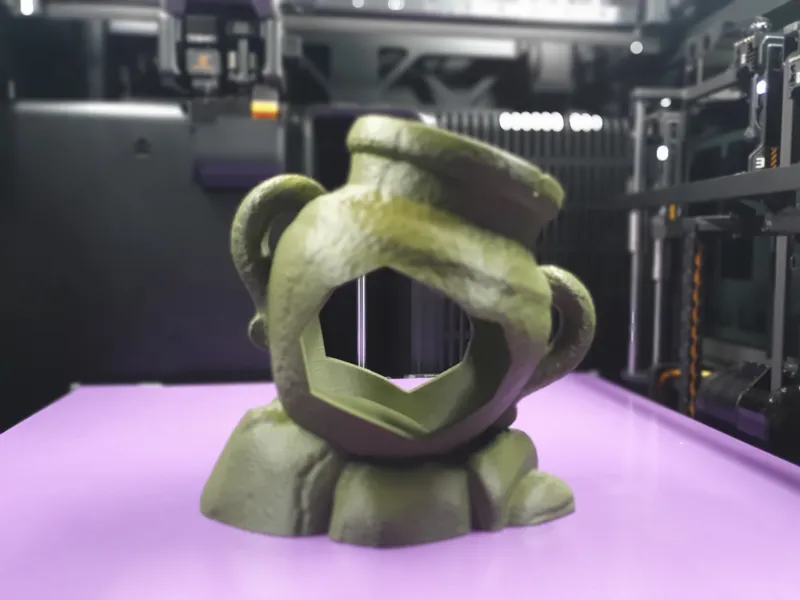 Ruined Pot Hide Decor