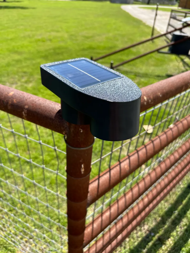 Solar Light for Pipe Fence