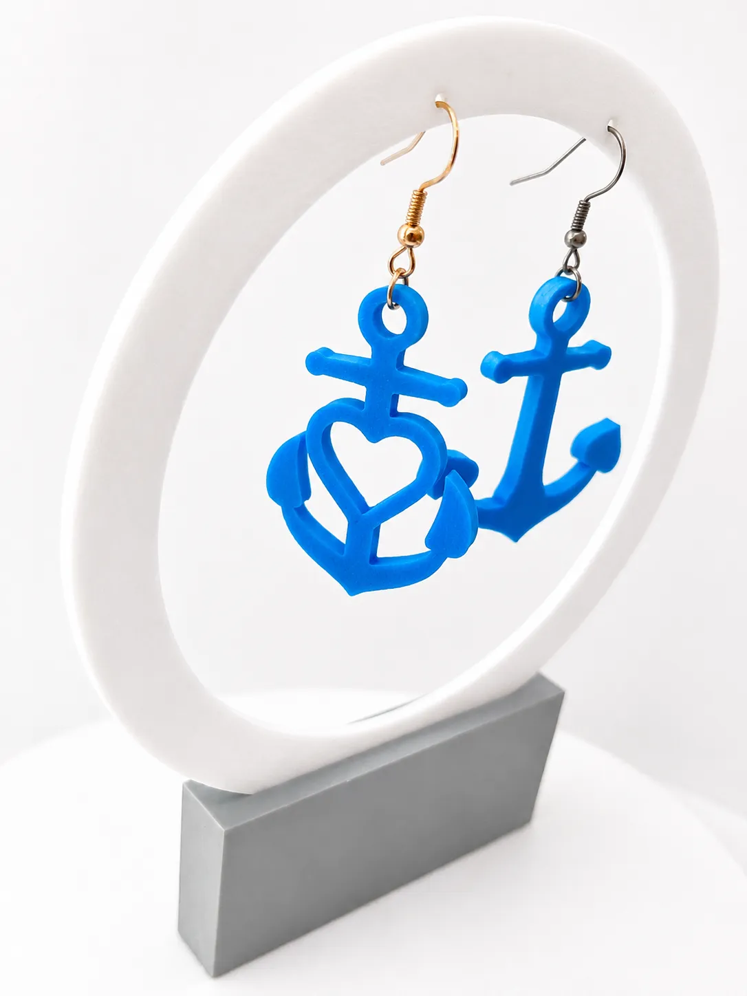 Cute Anchor Earrings view 3
