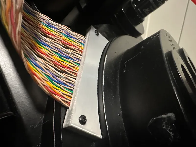 Spirit Life Size Proton Pack Ribbon Cable Clamp