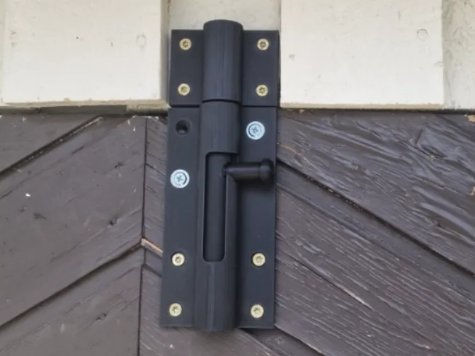 Door/fence lock bolt heavy duty