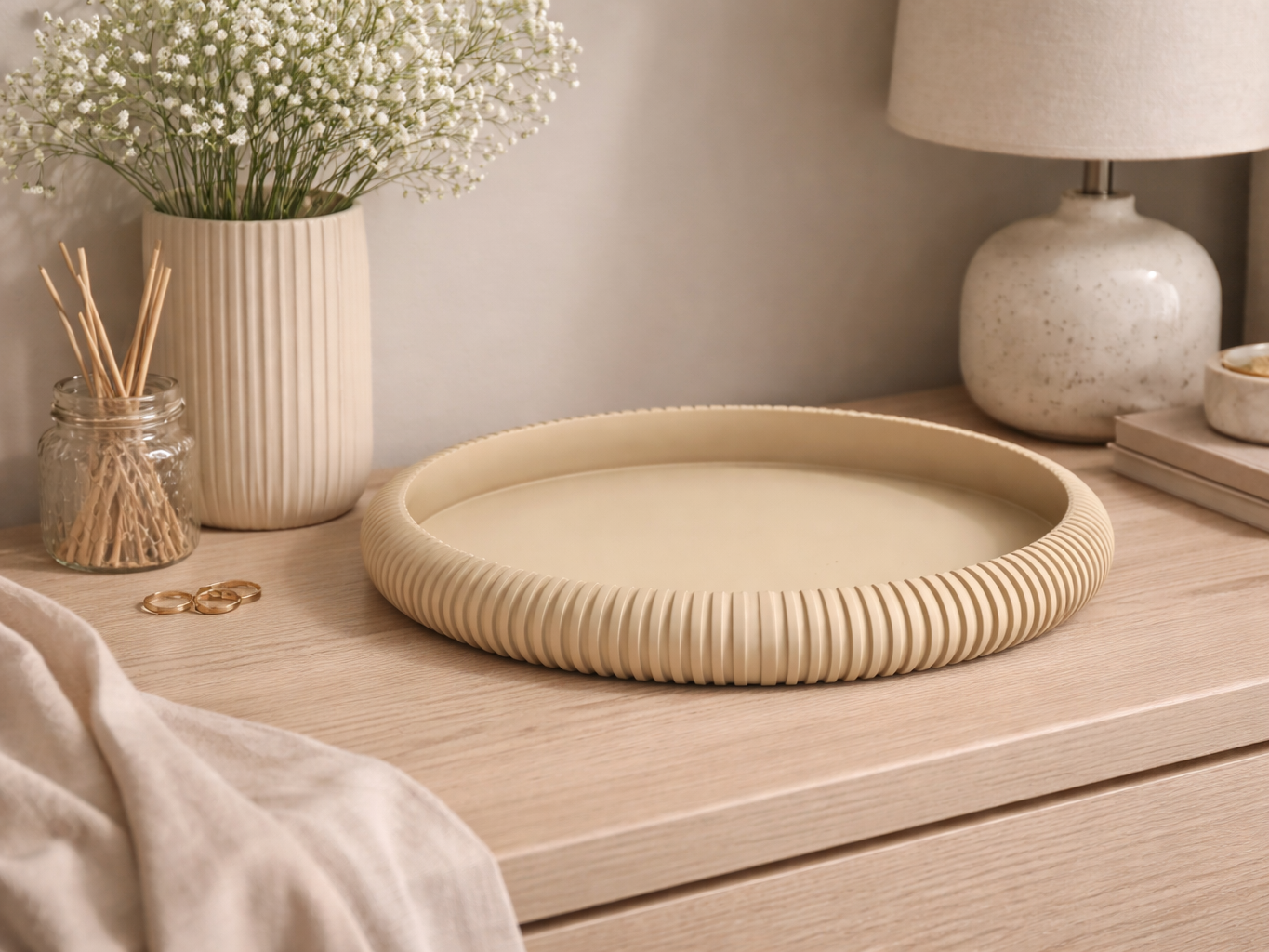 Ribbed Minimalist Catch-All Tray