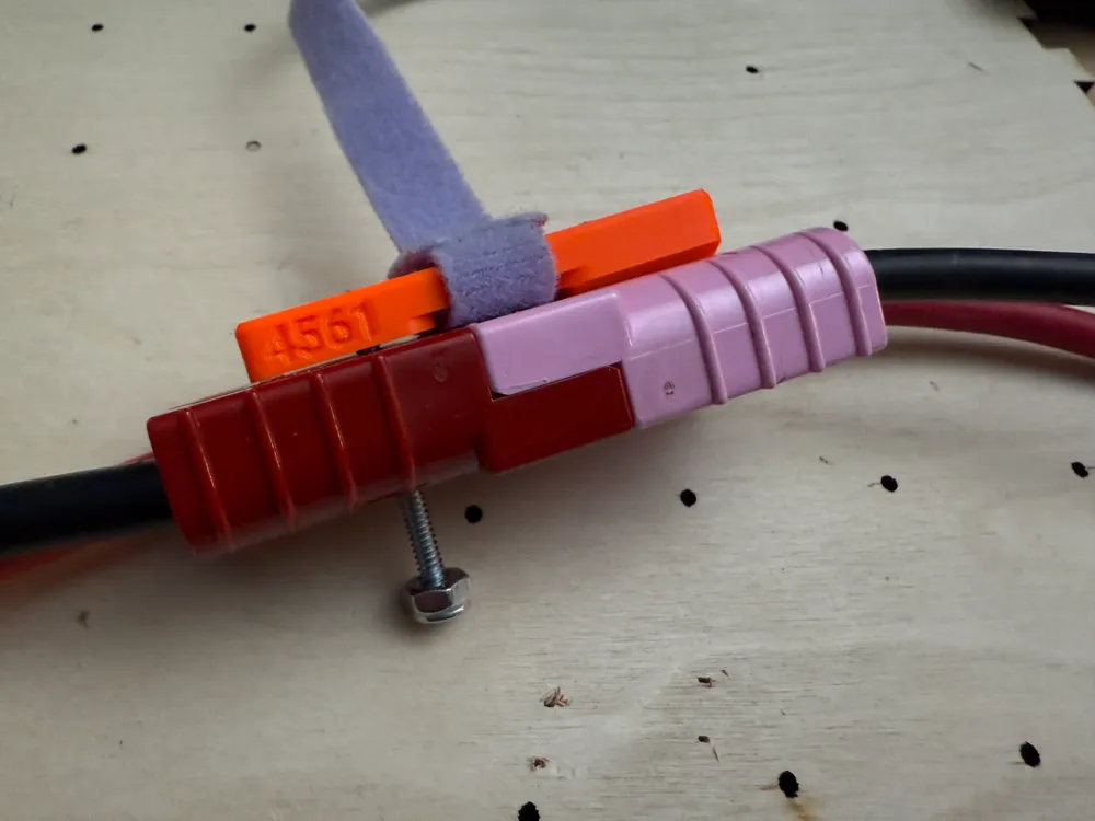 FRC Battery Connector Locking Clip for SB50 - Free 3D Print Model ...