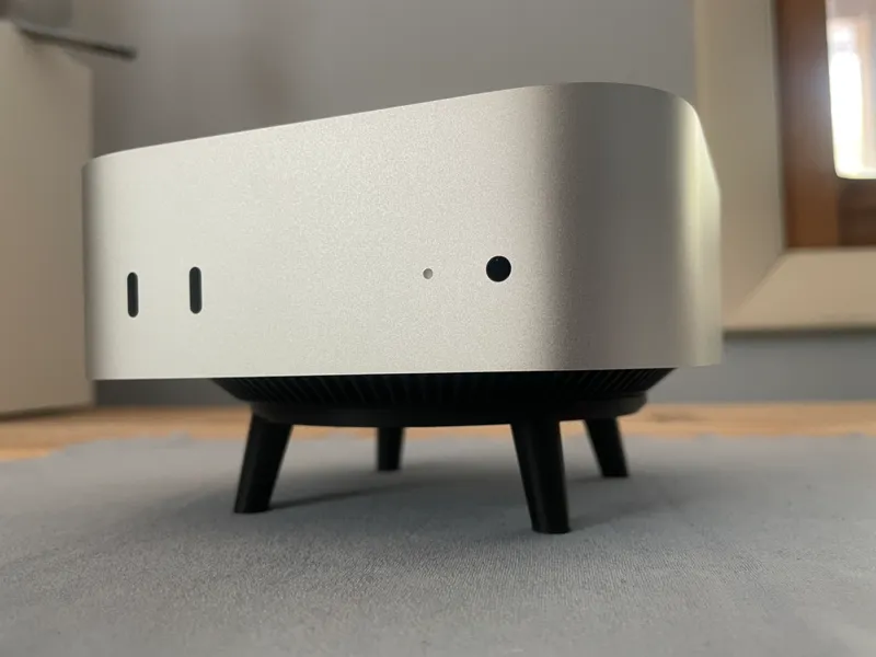 Mac mini M4 Stool Stand