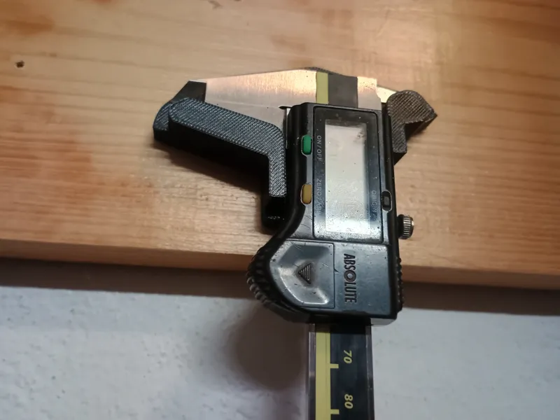 Caliper rack / Držák na posuvku / Šupleru