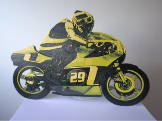 HueForge Motorrad Rennfahrer
