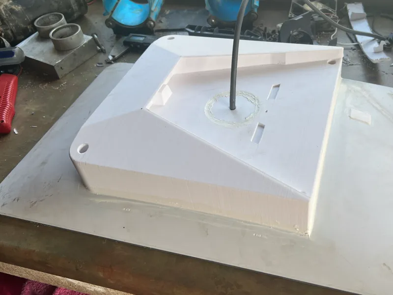 Adapter to fit a Gen 2 starlink onto Gen 3 bracket