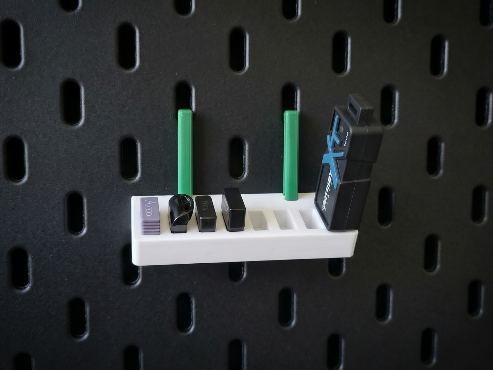 USB Flash Drive Rack for IKEA Skadis