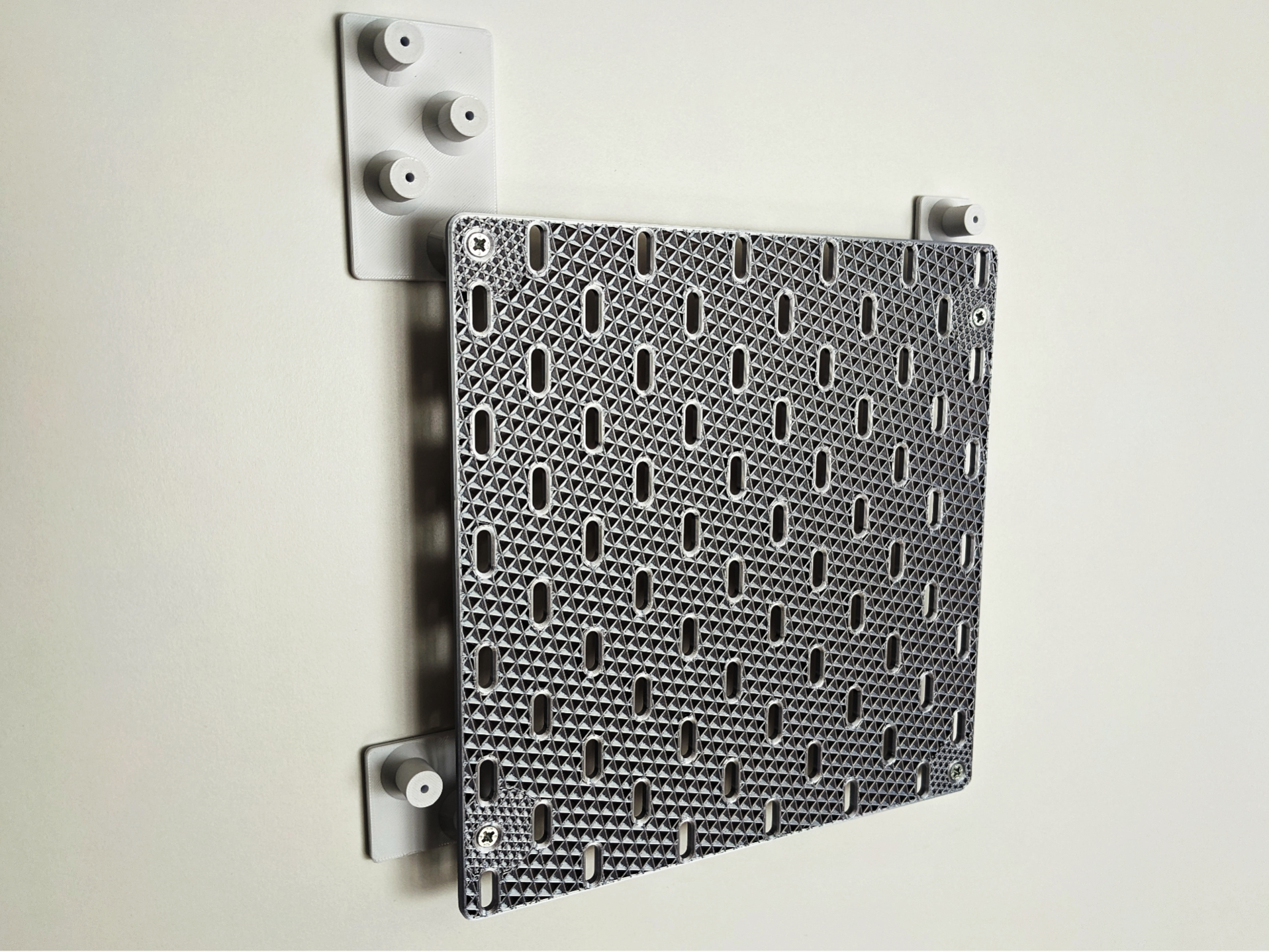 Infinite Lightweight Skadis Hybrid Wall Mount