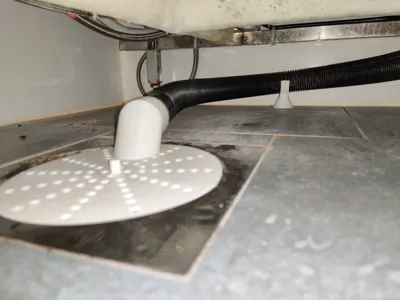 Floor drain hose connection