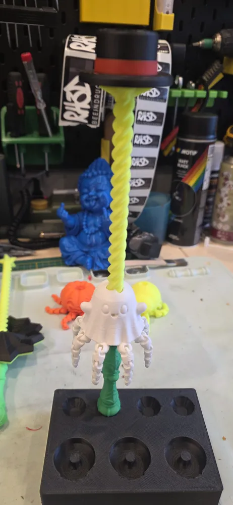 Ghost Spinner – Halloween Edition - Free 3D Print Model - MakerWorld