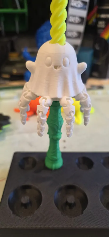 Ghost Spinner – Halloween Edition - Free 3D Print Model - MakerWorld