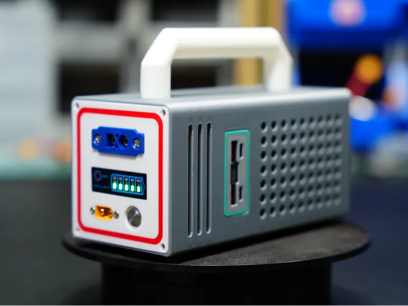 DIY 600A Car Jump Starter + 100W Power Bank