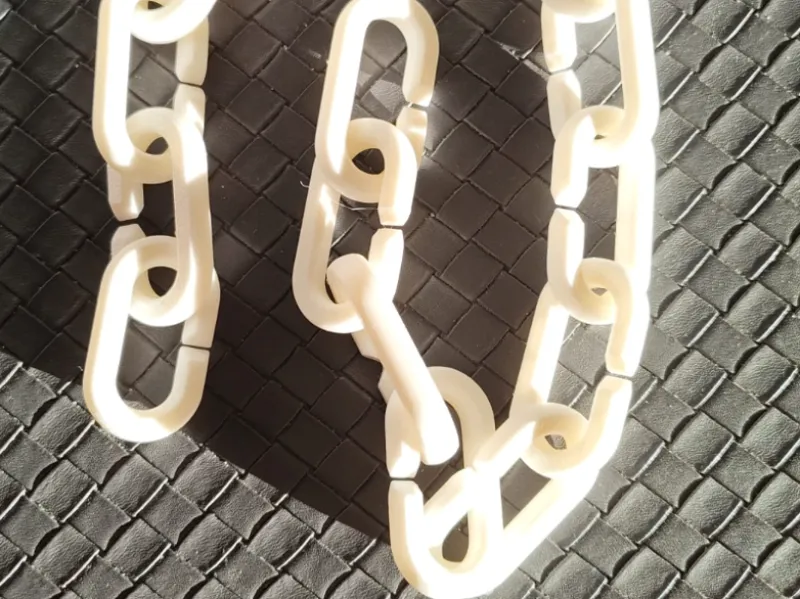 Chain short and long links