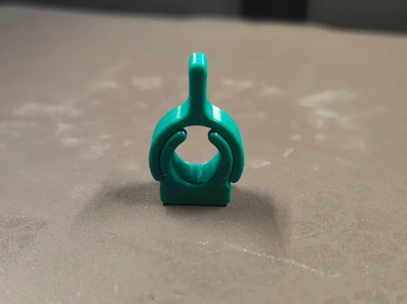 Minimalistic Cabel Clip