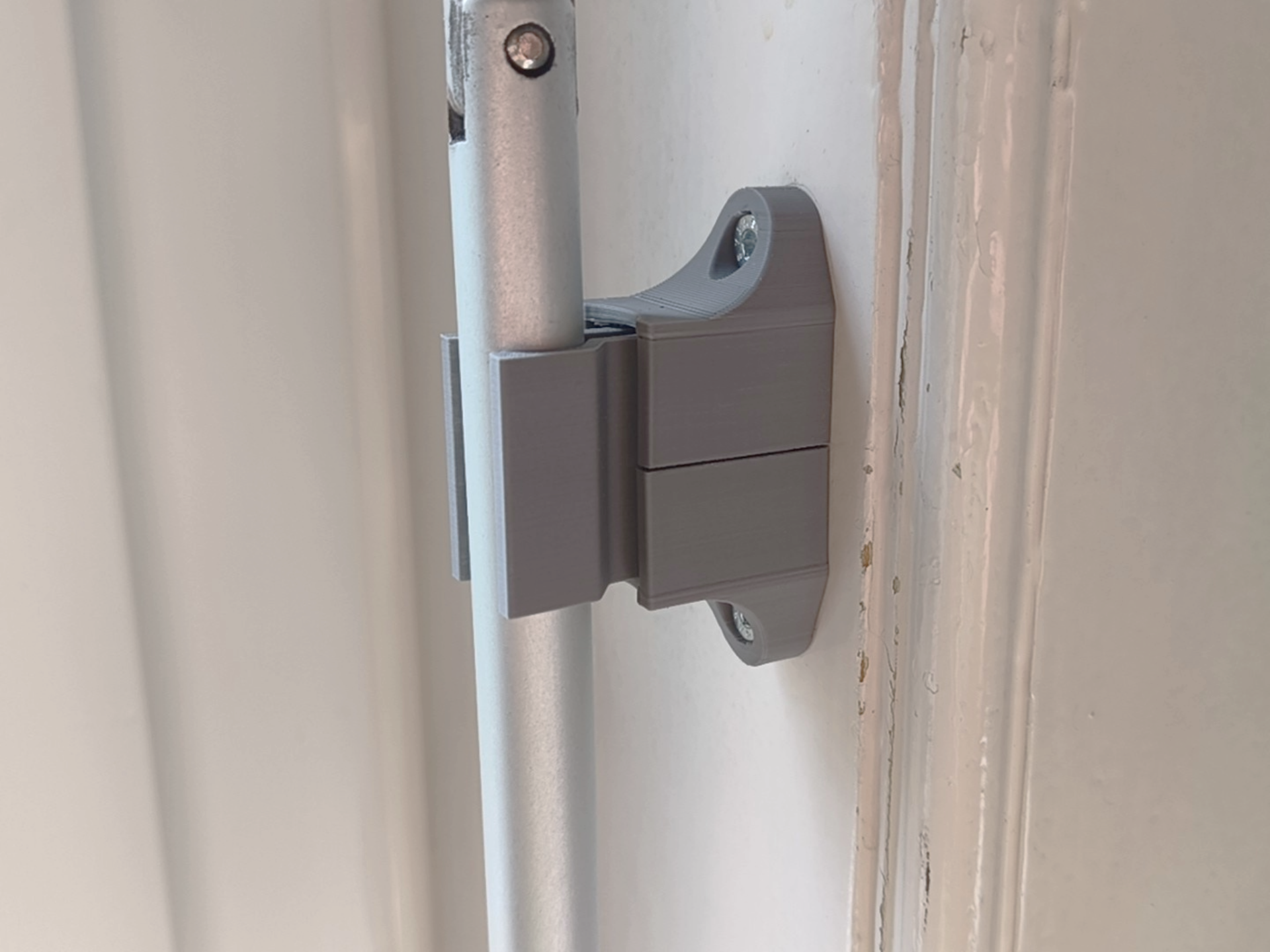 Klemmhalter für Rolladenkurbel/Fensterstange