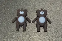 Boucle d'oreille ours en peluche articulée — photo 4