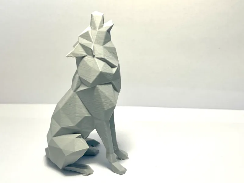 Howling Wolf Low Poly - Decorative 10cm
