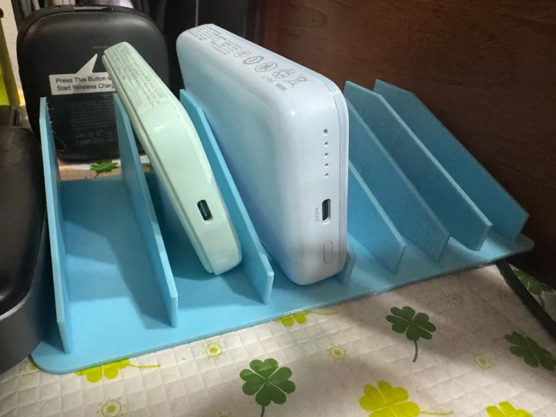Phone/Power Bank Dock