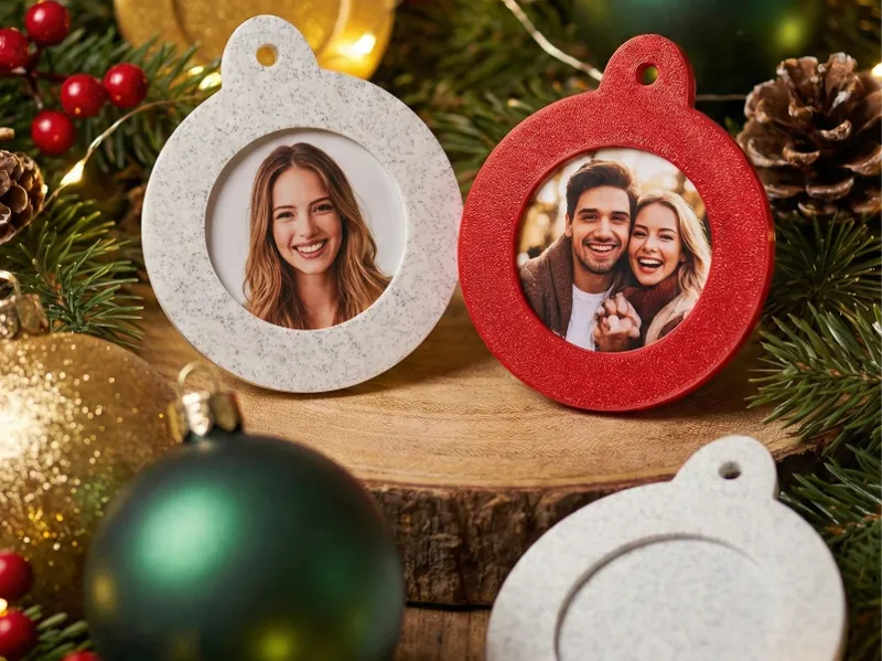 Personalized Photo Ornament + Cutting Tool